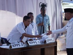 Bupati Surunuddin Ikuti Simulasi Pemungutan dan Rekapitulasi Suara Pemilu di KPU Konsel