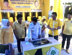 Bupati Surunuddin Resmikan Kantor DPD Partai Golkar Konawe Selatan