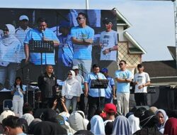 Masyarakat Kendari Antusias Ikuti Jalan Santai Yudhianto Mahardika