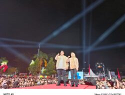 Deklarasi Yudhi-Nirna Disambut Antusias oleh Puluhan Ribu Warga Kendari